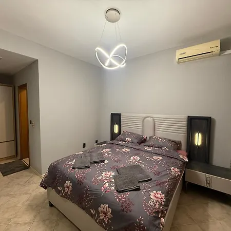 Ys Platinum Apartment *