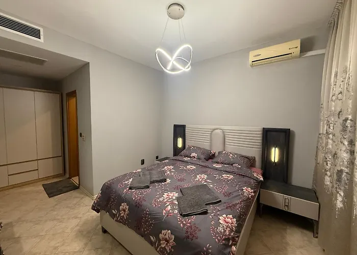 Ys Platinum Apartment *